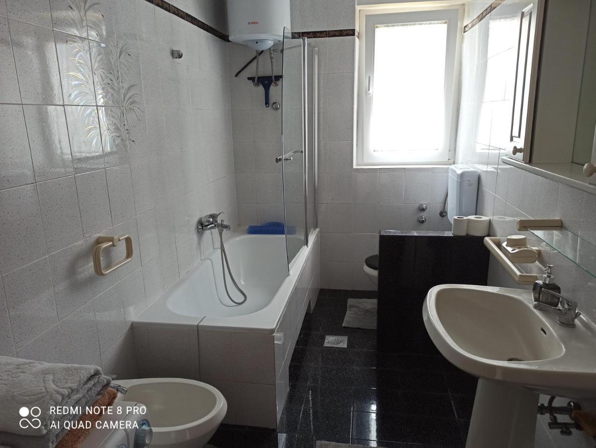 Lea Apartment Умаг Екстер'єр фото